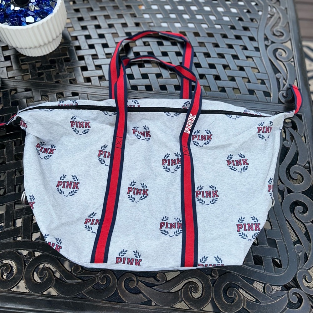 Victoria Secret Pink Duffle Bag
